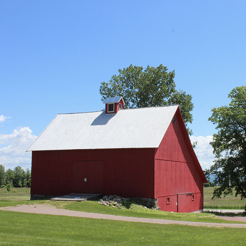 Island Arts Center Barn Photo: Bill Alexander
